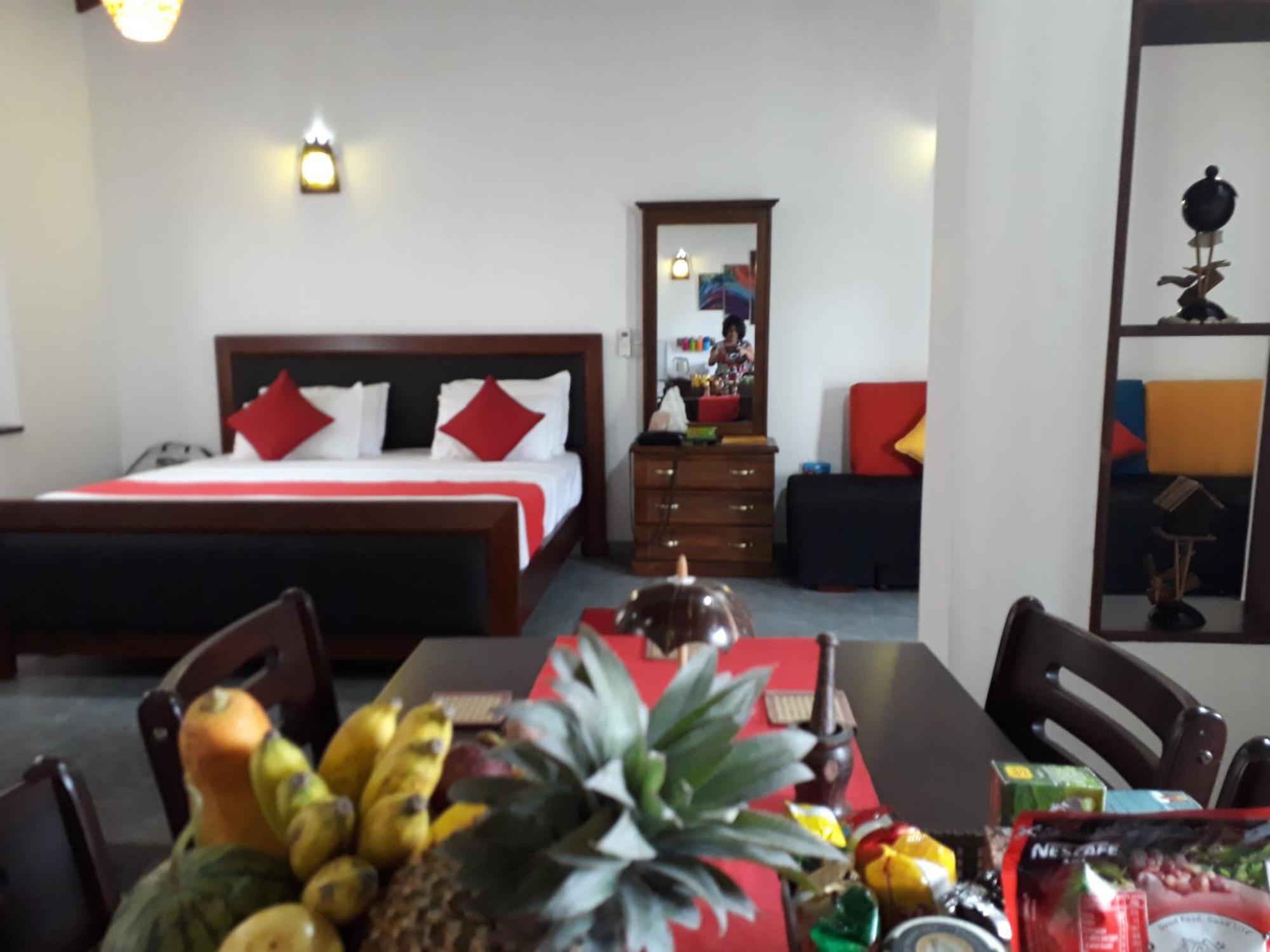 Best Inn Villa Mirissa Buitenkant foto